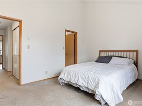 21306 48th Avenue W C2, Mountlake Terrace WA 98043