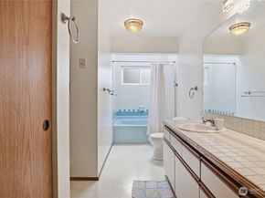 21306 48th Avenue W C2, Mountlake Terrace WA 98043