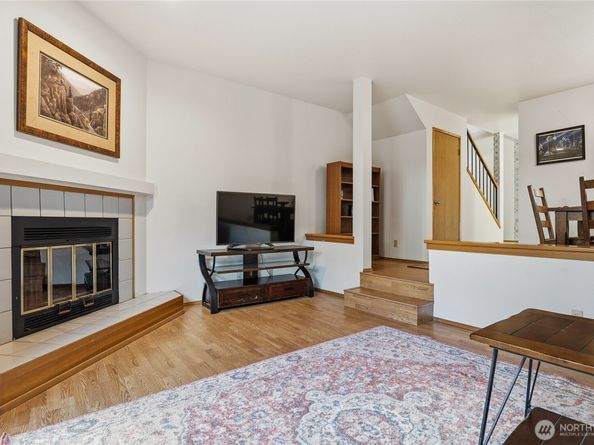 21306 48th Avenue W C2, Mountlake Terrace WA 98043