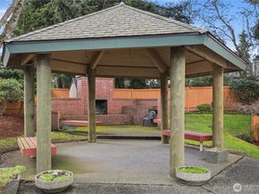 21306 48th Avenue W C2, Mountlake Terrace WA 98043