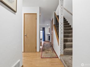 21306 48th Avenue W C2, Mountlake Terrace WA 98043