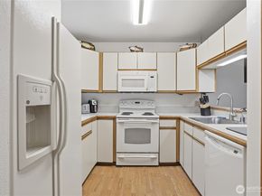 21306 48th Avenue W C2, Mountlake Terrace WA 98043