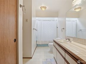 21306 48th Avenue W C2, Mountlake Terrace WA 98043