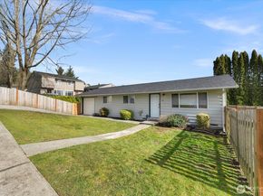 212 10th Street, Snohomish WA 98290