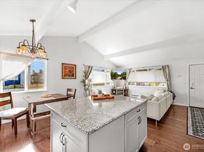 212 10th Street, Snohomish WA 98290