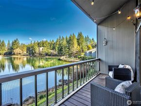 13872 NE 60th Way 114, Redmond WA 98052