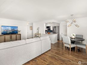 7 Highland Drive 101, Seattle WA 98109