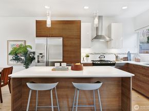 171 21st Avenue, Seattle WA 98122