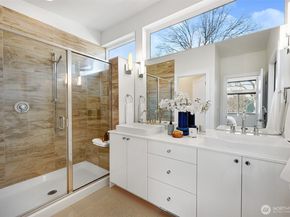 171 21st Avenue, Seattle WA 98122