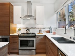 171 21st Avenue, Seattle WA 98122