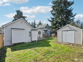 1110 S Bennett Street, Seattle WA 98108