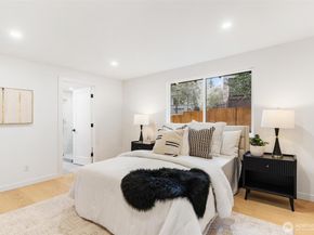 13163 93rd Avenue NE, Kirkland WA 98034