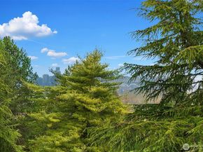 6908 31st Avenue SW, Seattle WA 98126