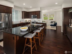 6908 31st Avenue SW, Seattle WA 98126