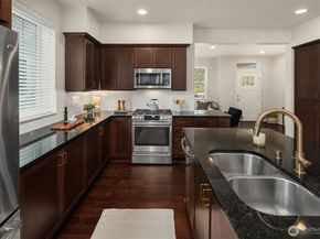 6908 31st Avenue SW, Seattle WA 98126