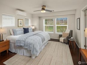 6908 31st Avenue SW, Seattle WA 98126