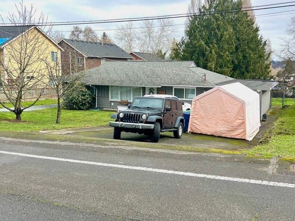 13348 32nd Ave S, Tukwila WA 98168