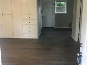 13348 32nd Ave S, Tukwila WA 98168