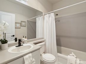 16125 Juanita-Woodinville Way NE 1106, Bothell WA 98011