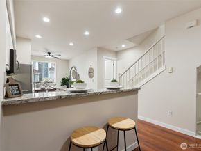 16125 Juanita-Woodinville Way NE 1106, Bothell WA 98011