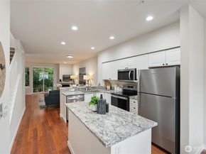 16125 Juanita-Woodinville Way NE 1106, Bothell WA 98011