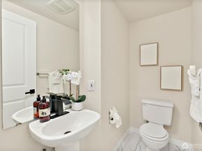 16125 Juanita-Woodinville Way NE 1106, Bothell WA 98011