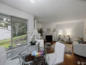 12515 NE 116th Street B11, Kirkland WA 98034