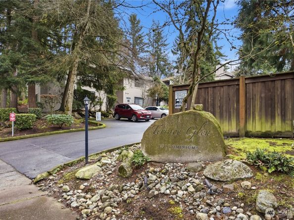 12515 NE 116th Street B11, Kirkland WA 98034