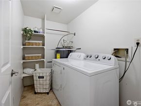12515 NE 116th Street B11, Kirkland WA 98034