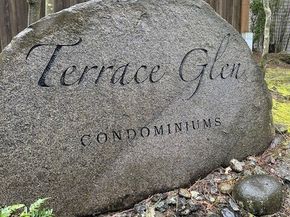 12515 NE 116th Street B11, Kirkland WA 98034