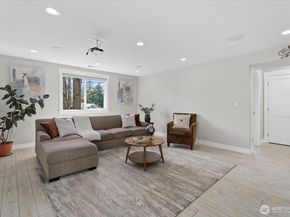 2431 110th Dr SE, Lake Stevens WA 98258