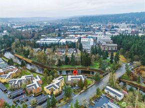 15846 NE Leary Way 6201, Redmond WA 98052