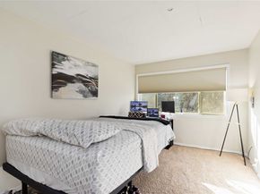 2500 81st Ave SE 319, Mercer Island WA 98040