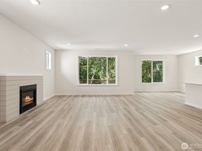 2049 NE Norseman Way, Poulsbo WA 98370