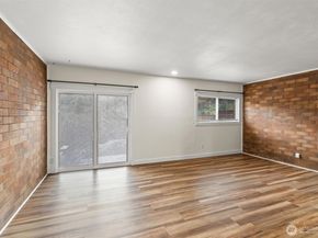 4404 Terrace Drive 3, Everett WA 98203