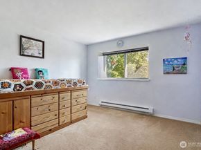 17050 Northup Way 5, Bellevue WA 98008