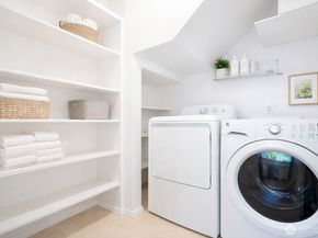 17050 Northup Way 5, Bellevue WA 98008