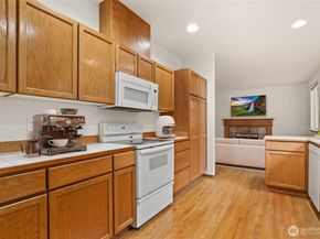 12325 Heron Place, Lake Stevens WA 98258