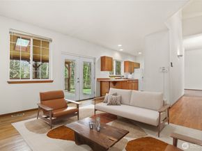 12325 Heron Place, Lake Stevens WA 98258