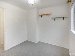 532 198th Street SE, Bothell WA 98012