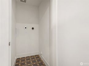 4048 32nd Avenue W B, Seattle WA 98199