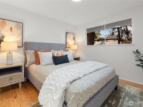 1828 NE 171st Street, Shoreline WA 98155