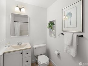 1828 NE 171st Street, Shoreline WA 98155