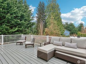 4707 NE 7th Place, Renton WA 98059