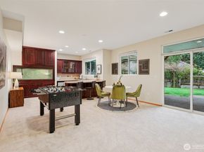 4707 NE 7th Place, Renton WA 98059