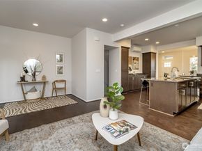 6830 31st Avenue SW, Seattle WA 98126