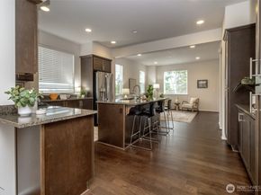 6830 31st Avenue SW, Seattle WA 98126