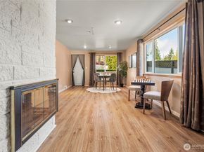 19513 Meridian Avenue N, Shoreline WA 98133