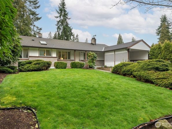 19513 Meridian Avenue N, Shoreline WA 98133