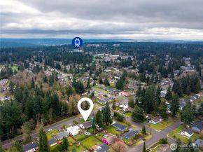 19513 Meridian Avenue N, Shoreline WA 98133